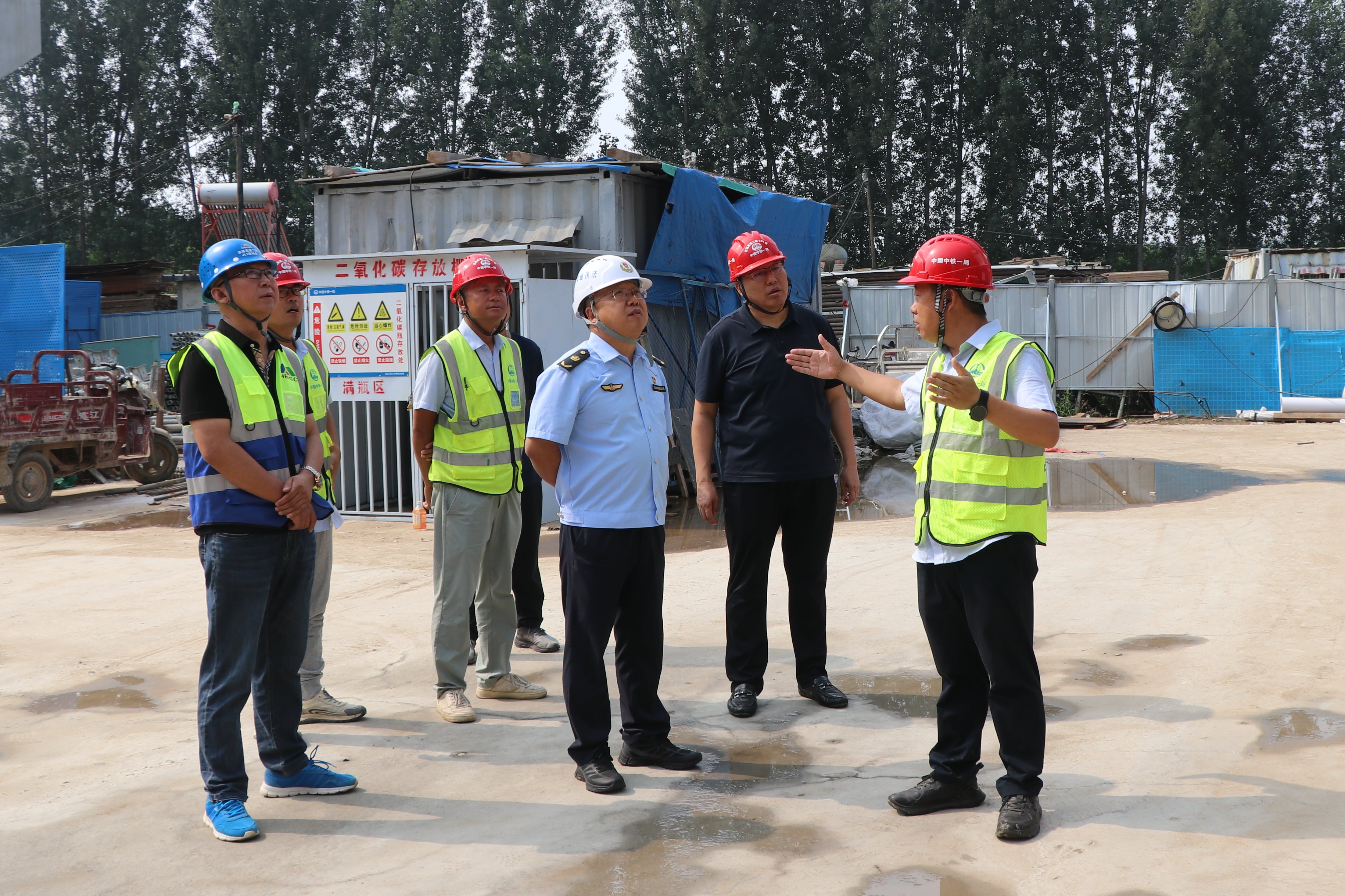 1753344156424074.jpg 1837fdfe2661e1f2fa3cc6e9f96234f(1).jpg